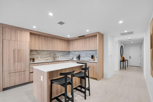 Photo - 99 SE 5th St Unit SI FL16-ID1540981P