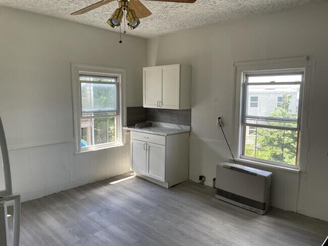 Photo - 136 George St