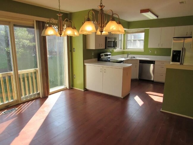 Photo - 7734 Chatfield Ln