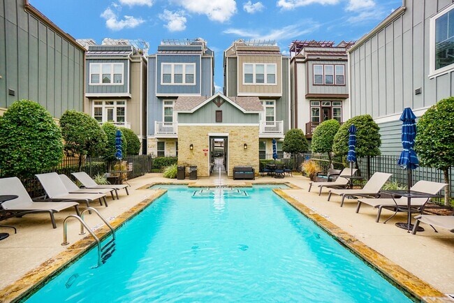 Photo - 726 N Shepherd Dr