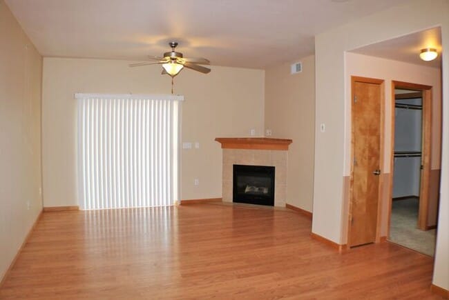 Photo - $1,225 | 2 Bedroom, 2 Bathroom Condo | Pet Negotiable | Sublease* | Available for June 1st, 2026 ...
