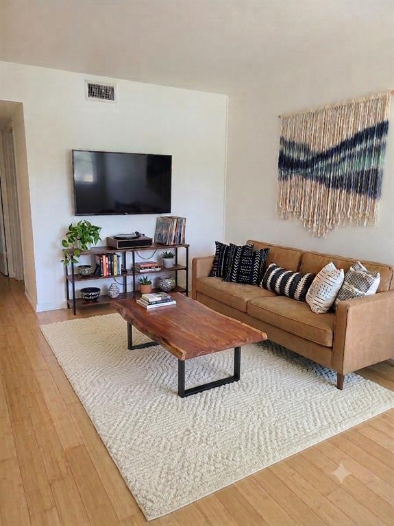 Photo - 2303 East Side Dr Unit 220
