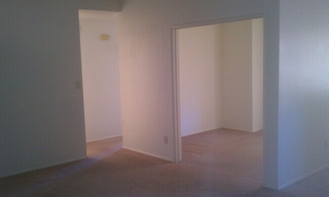 2310 Primrose Dr