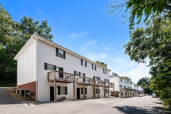 Building Photo - Greenway Townes Rental