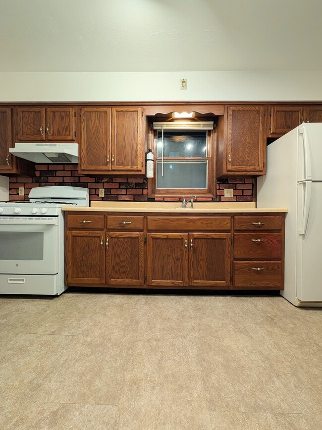 Photo - 591 N Lincoln Ave Unit 591 North Lincoln Ave.