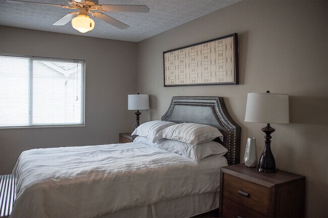 Photo - Canal's Edge Apartments