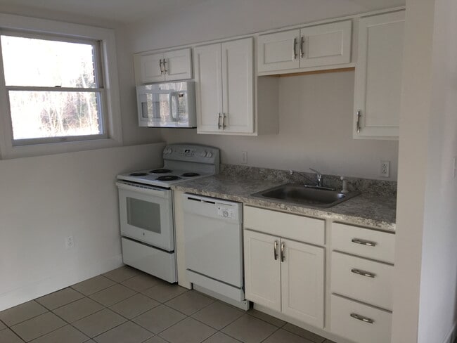 199 Brownville Rd Unidad 303 Fairway Commons