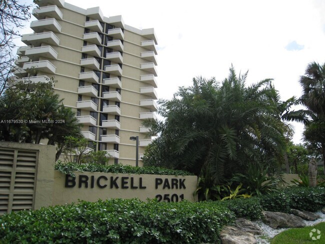 Building Photo - 2501 Brickell Ave Unit 304 Rental