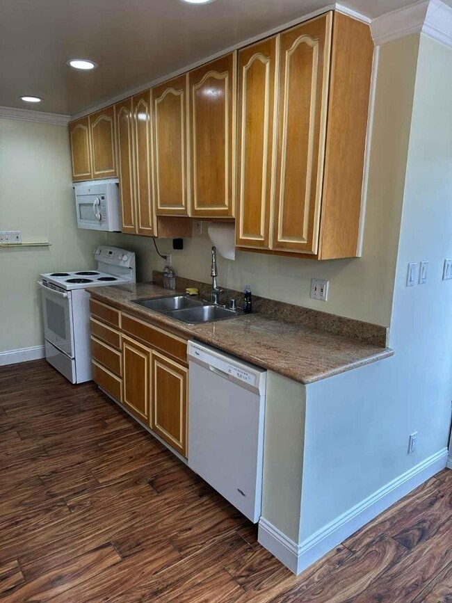 Building Photo - 2797 Massachusetts Ave