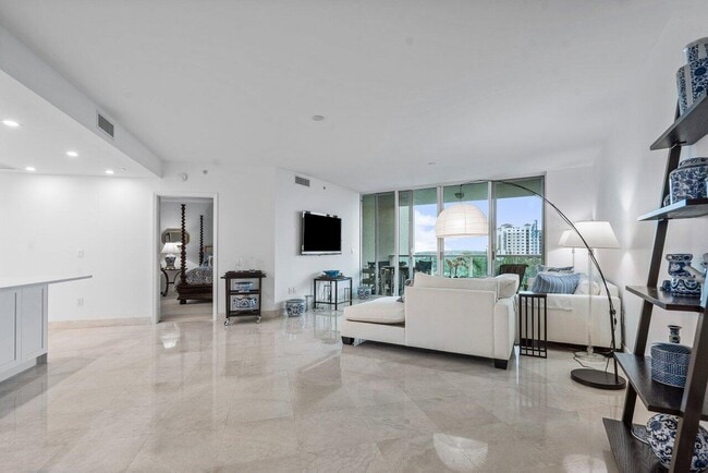 Photo - 550 SE Mizner Blvd Unit B706