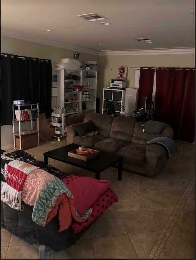 Photo - 7757 Mary Ellen Ave