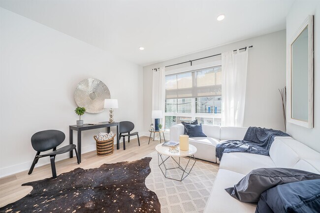 Photo - 418 Palisade Ave Unit 310