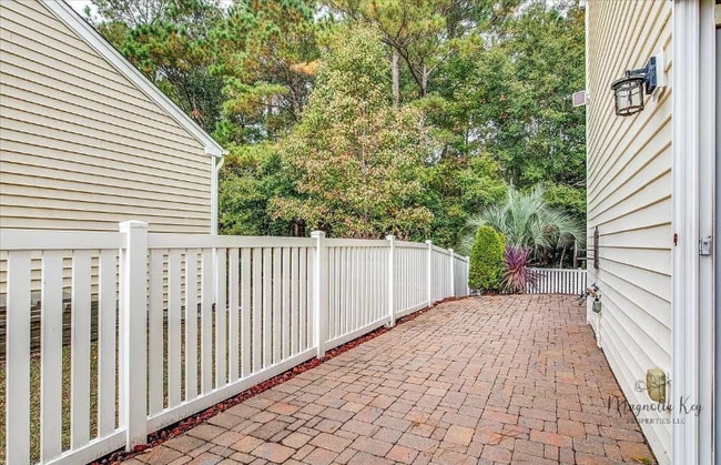 Photo - 4553 Farm Lake Dr