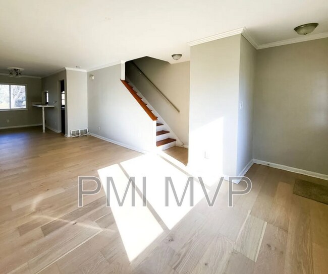 Photo - 242 Broad Meadows Blvd