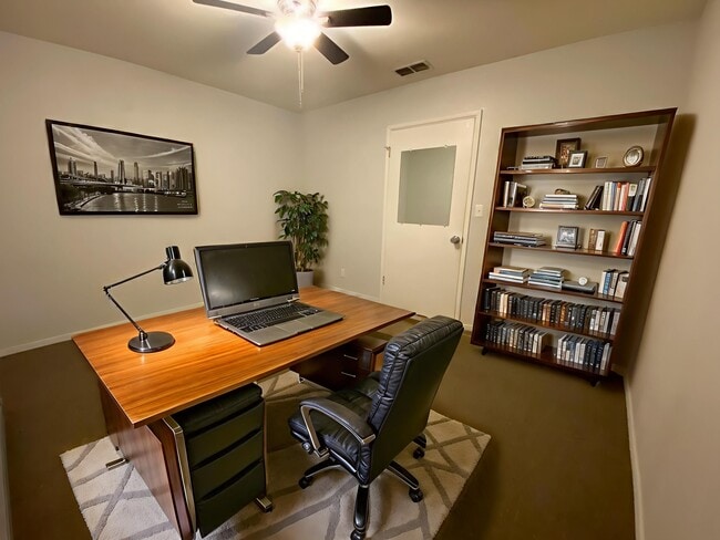 Photo - 4234 E Western Dr Unit 2