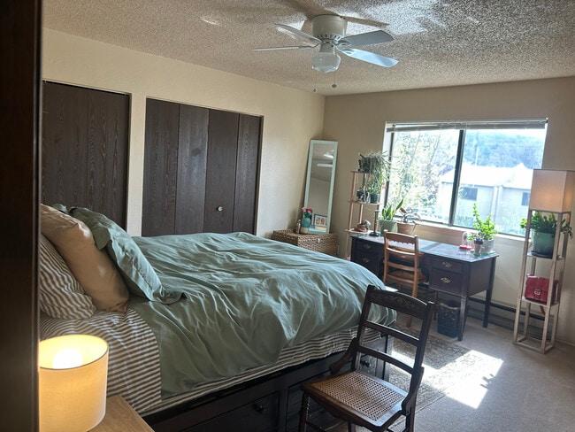 Primary Bedroom - 1900 Florida Rd Unit C3