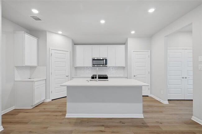 Photo - 126 Fairmeadow Downs Dr