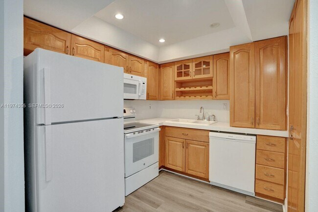Photo - 1450 Brickell Bay Dr Unit 503