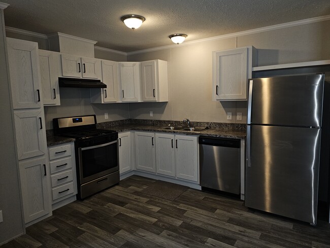 Photo - 855 W Jefferson St