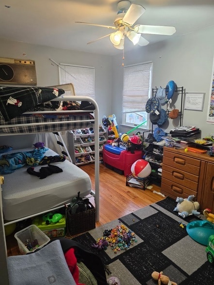 Photo - 565 Keller Ave