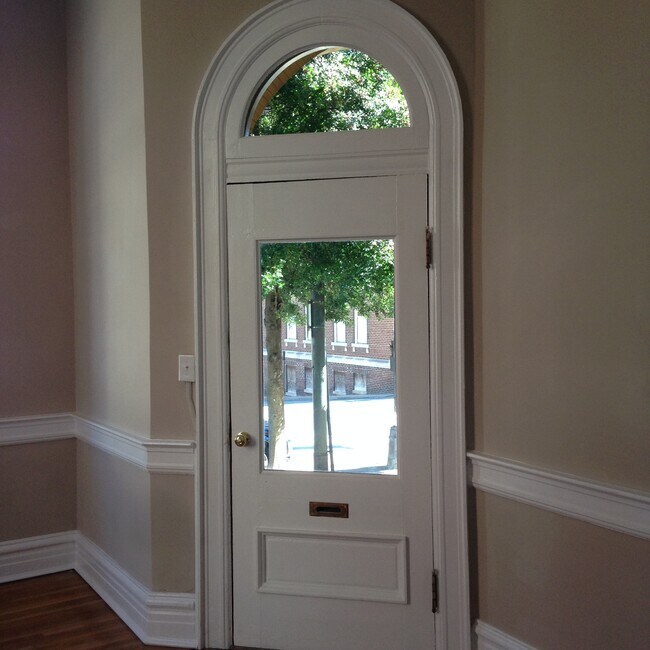 Photo - 1025 Church St