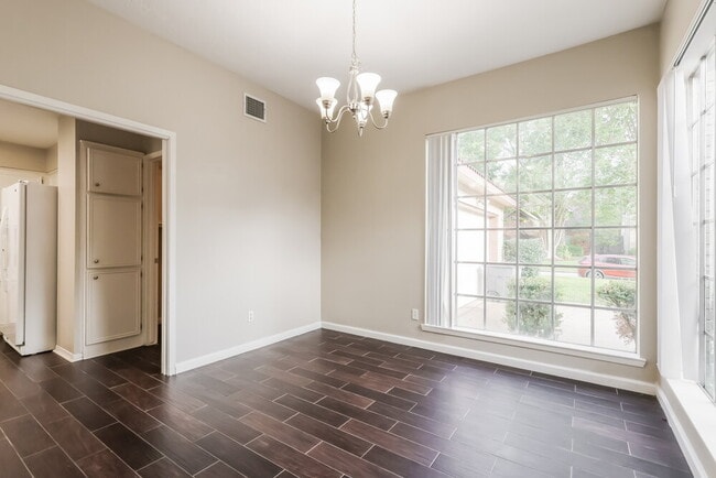 Photo - 3635 Lost Oak Dr