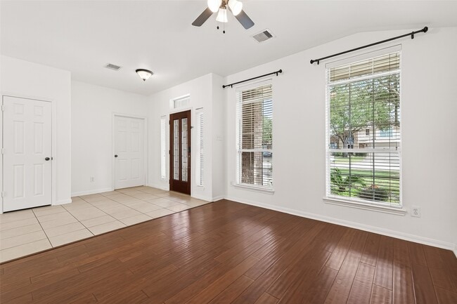 Photo - 2638 Marquette Trail