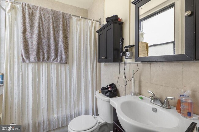 Photo - 1324 Locust St Unidad 1419