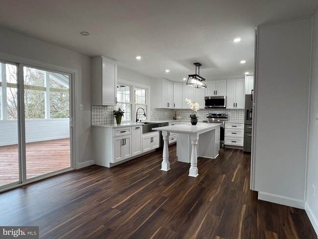 Photo - 9753 Moor Green Dr