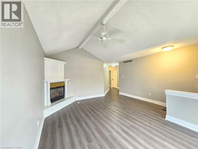 Photo - 125 Municipal St