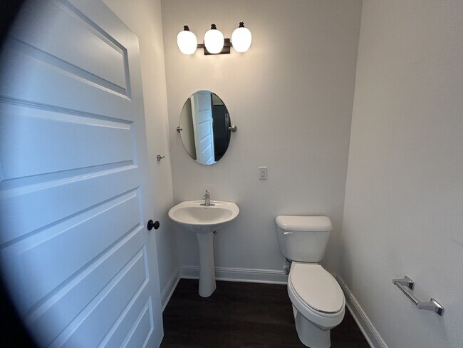 1976 N Dixie Ave Unit A201