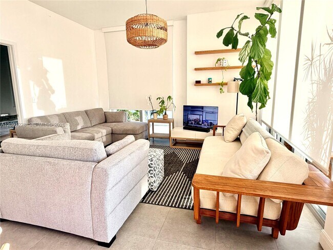 Photo - 3470 E Coast Ave Unidad H1610