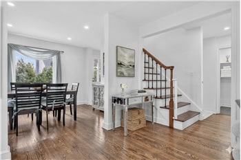 Photo - 106 White Rd