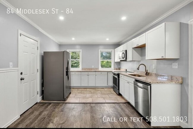 Photo - 84 Middlesex St