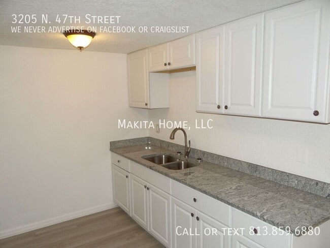 Photo - 3205 N 47th St