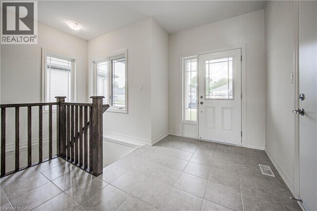 Photo - 129 Ellen St