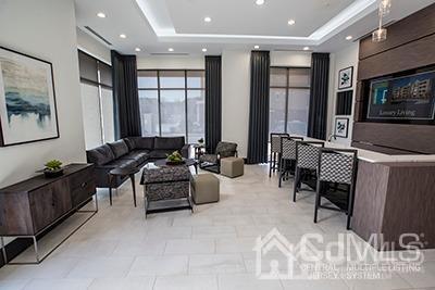 Photo - 2106 Pine Valley Wy