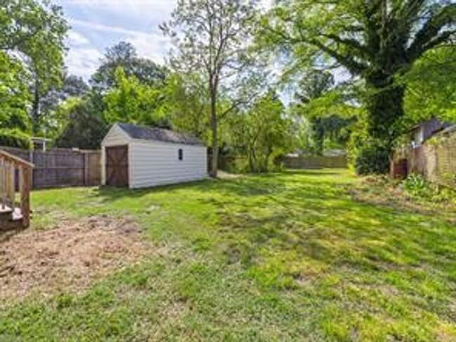 Photo - Check out this beautiful Cape Cod in the heart of Bayview!