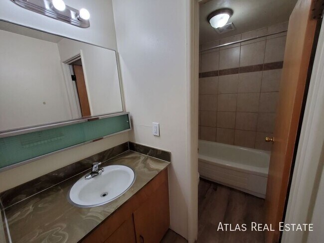 Photo - 207 Mathews St Unit 17