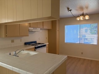 Building Photo - 4040 W 130th St