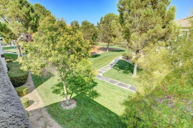 Photo - Beautiful unfurnished 2 bedroom in the Sou... Unit 1089 - Tuscano 1089