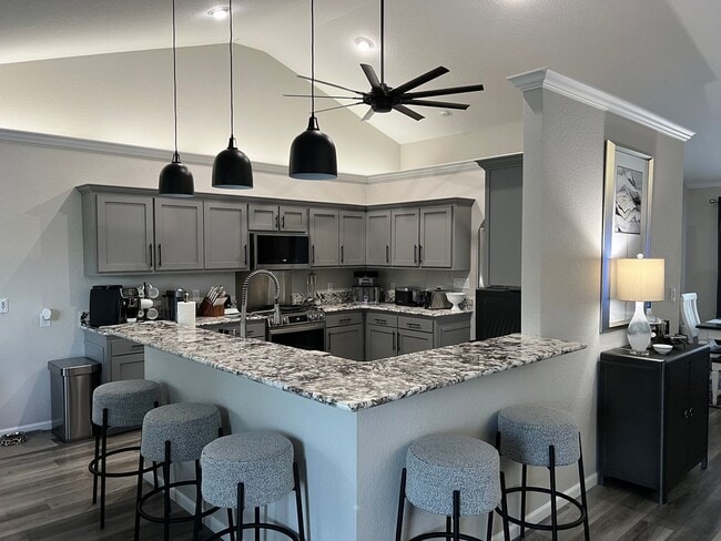 Photo - beautiful updated large home