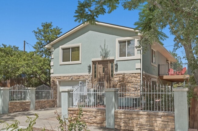 Photo - 3137 W 20th Ave