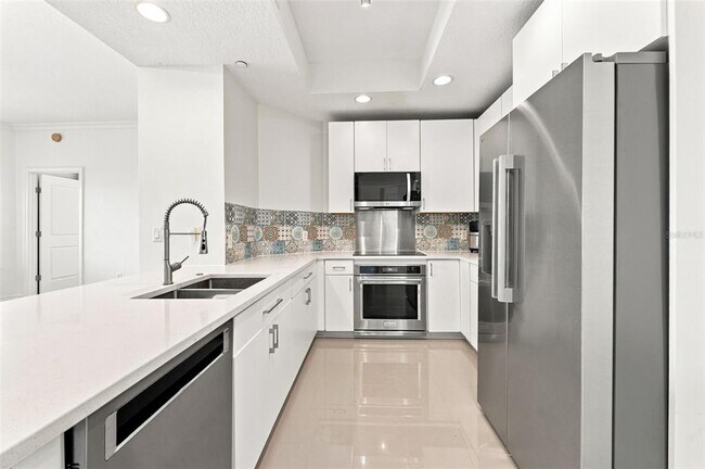 1209 E Cumberland Ave Unit 608