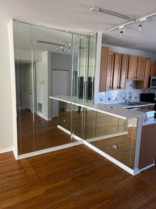 Photo - 6850 S Dante Ave Unit 2N