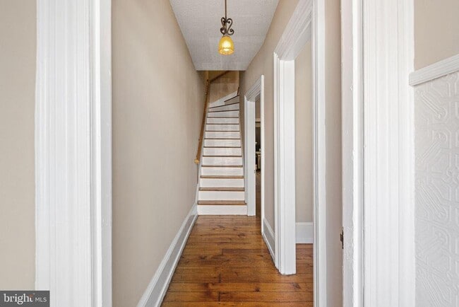 Photo - 161 Hermitage St