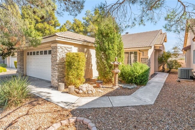 Photo - 1708 Eagle Peak Way