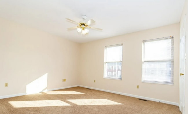 Photo - 429 Garden City Dr Unit Apt 2