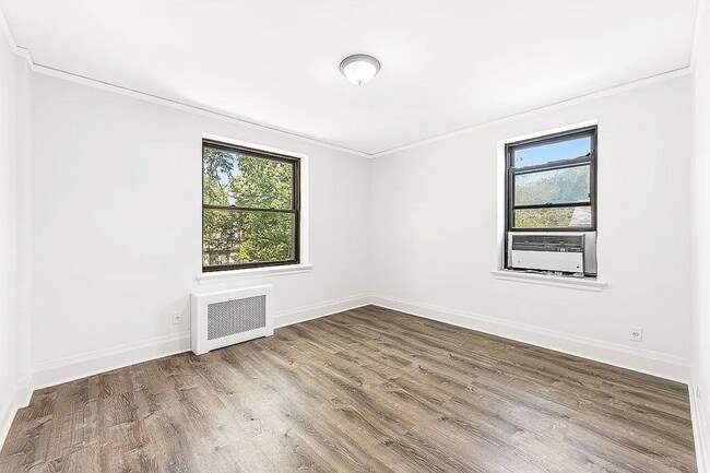 Photo - 21-39 78th St