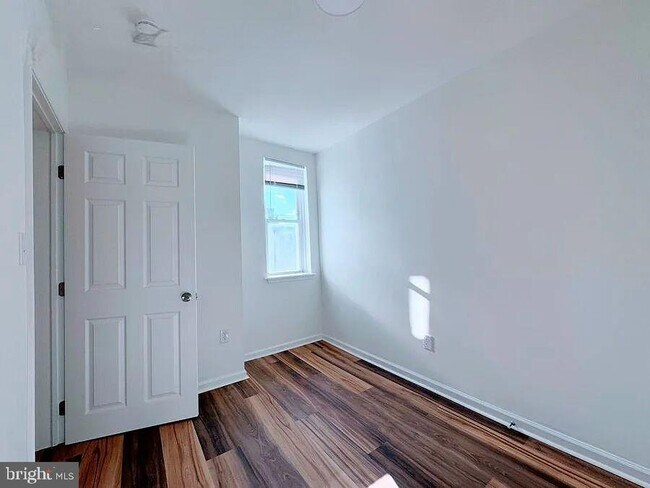 Photo - 152 W Wishart St